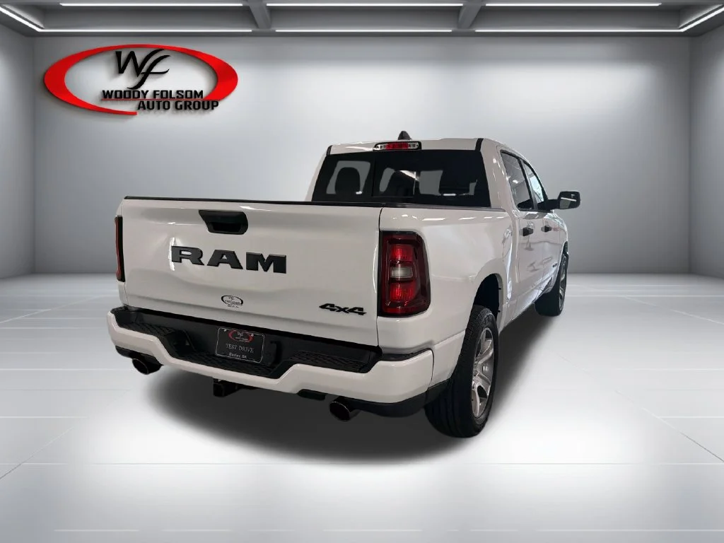 New 2027 Bright White Clear-Coat Exterior Paint RAM Express image 6