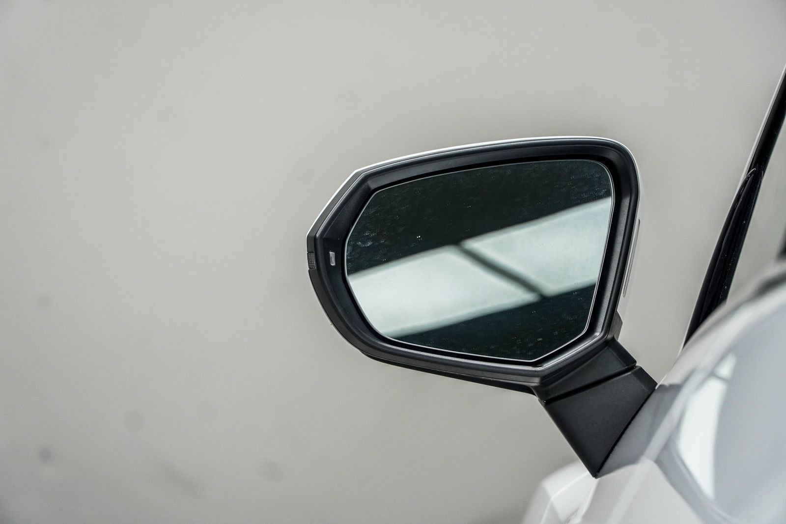 Used 2025 White Audi Premium image 15