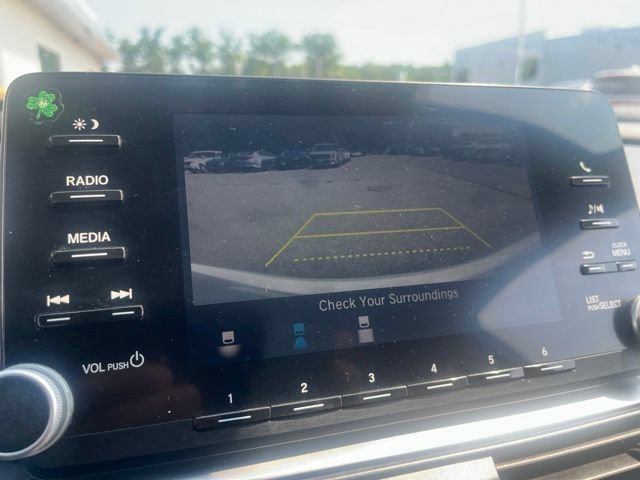 Used 2018 Platinum White Pearl Honda LX 1.5T image 16