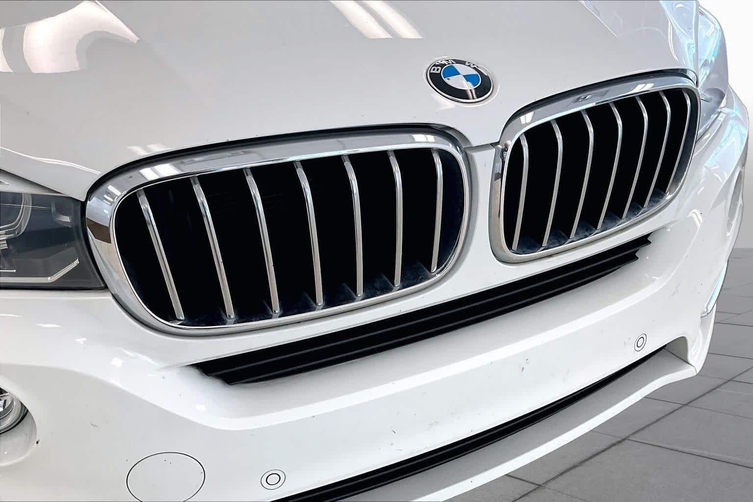 Used 2017 Alpine White BMW sDrive35i image 27
