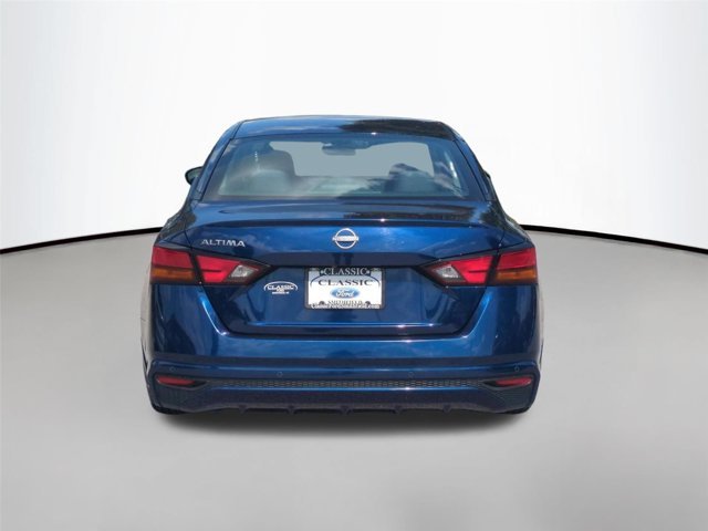 Used 2024 Deep Blue Pearl Nissan  image 4