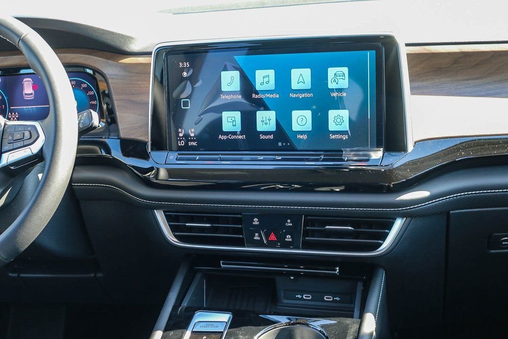 2026 Volkswagen Atlas SE w/Tech - Photo 14