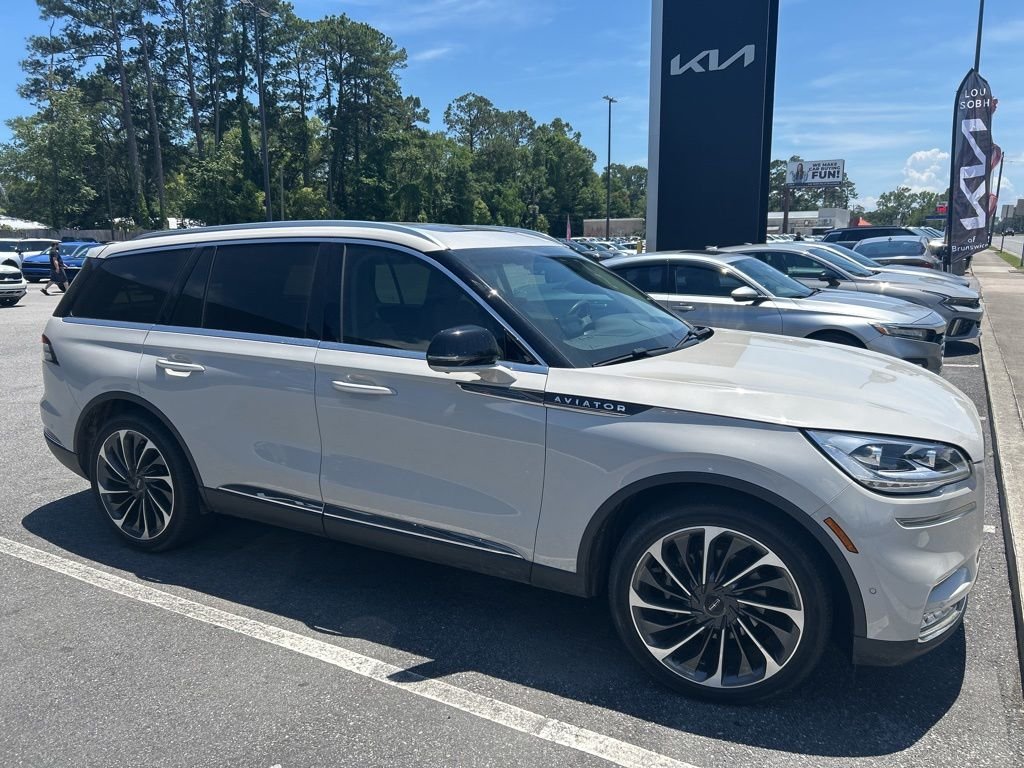 2022 Lincoln Aviator Reserve RWD's photo