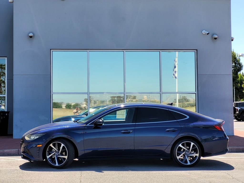 Used 2022 Blue Hyundai SEL Plus image 7