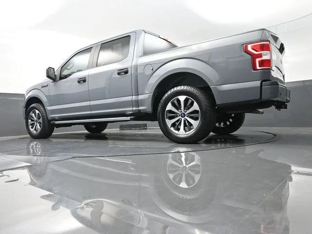 Used 2019 Black Ford XL image 13