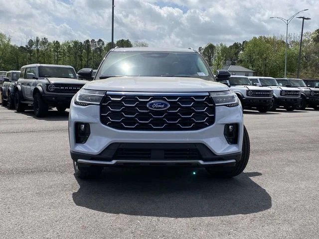New 2026 Space White Metallic Ford Platinum™ image 8