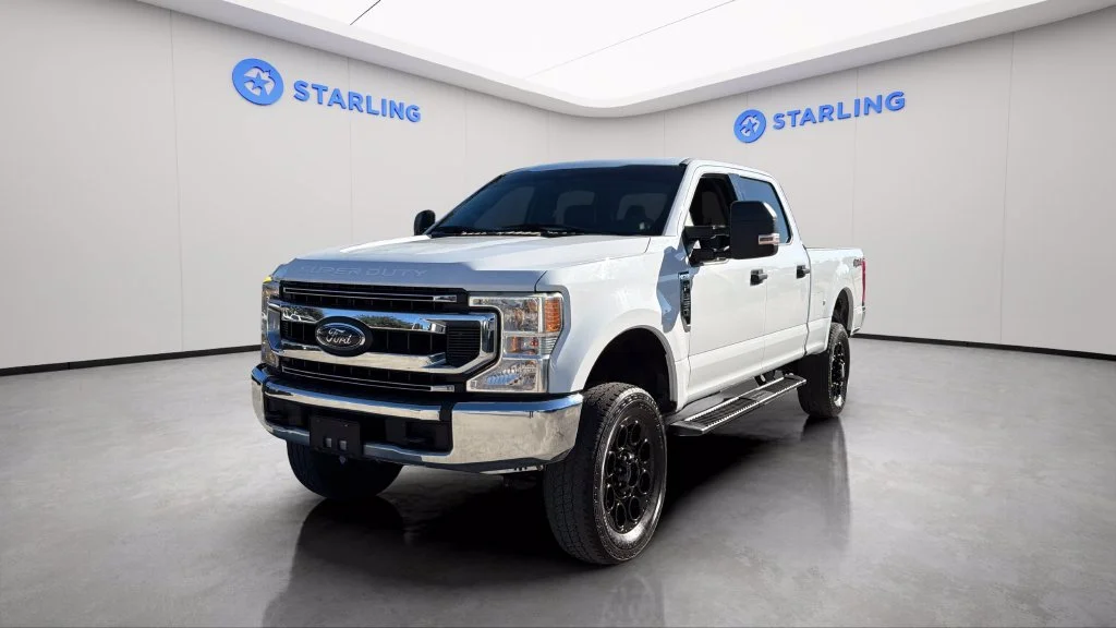 Used 2020 White Ford XLT image 2