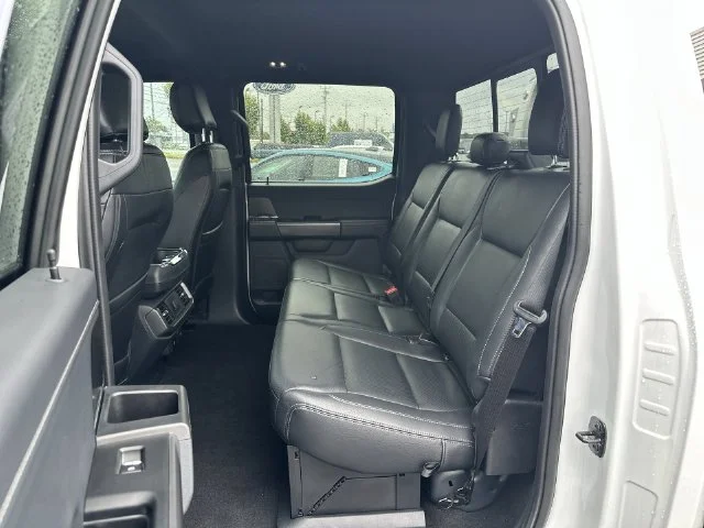 Used 2024 White Ford XLT image 23