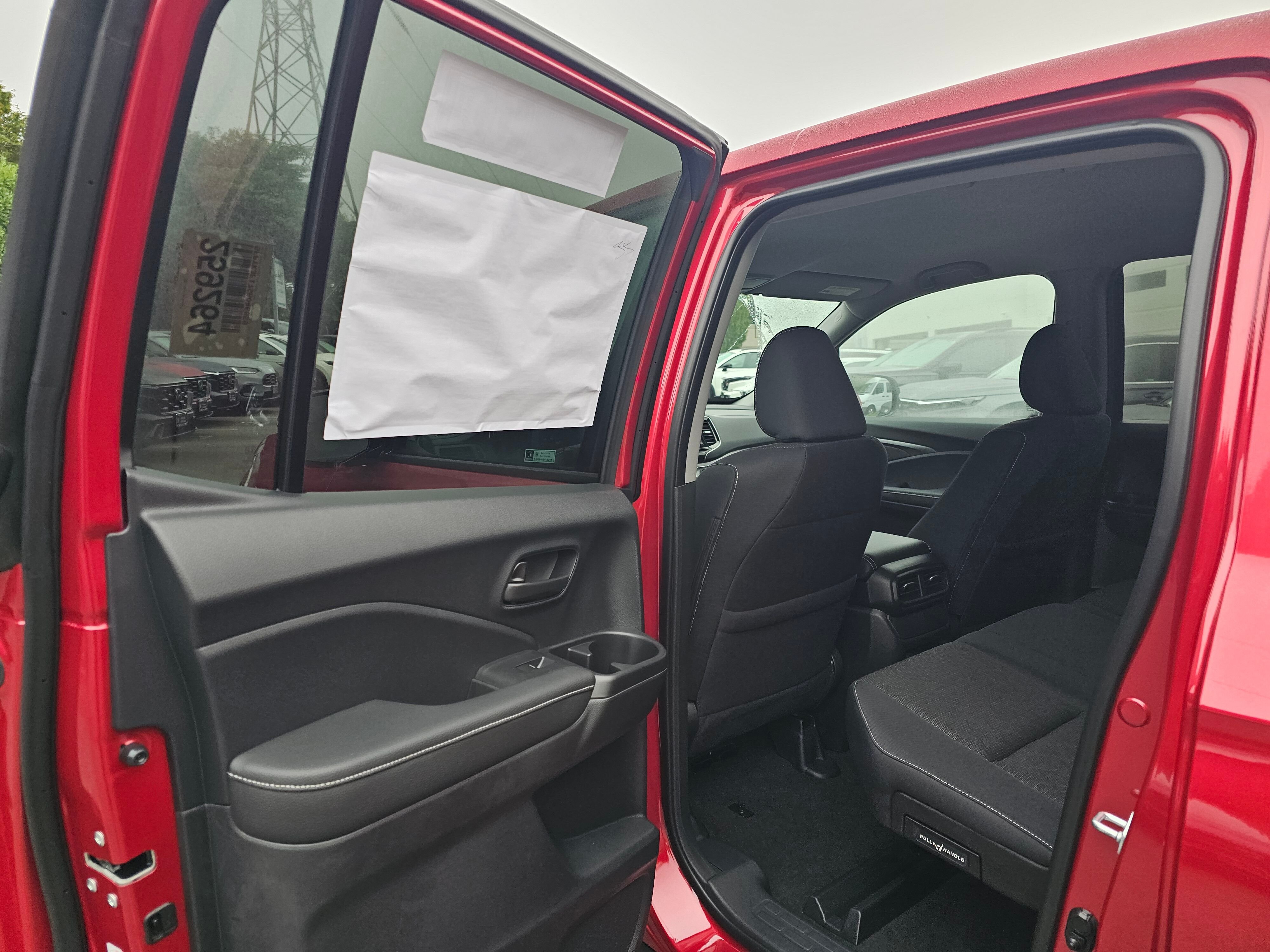 2025 Honda Ridgeline Sport - Photo 14