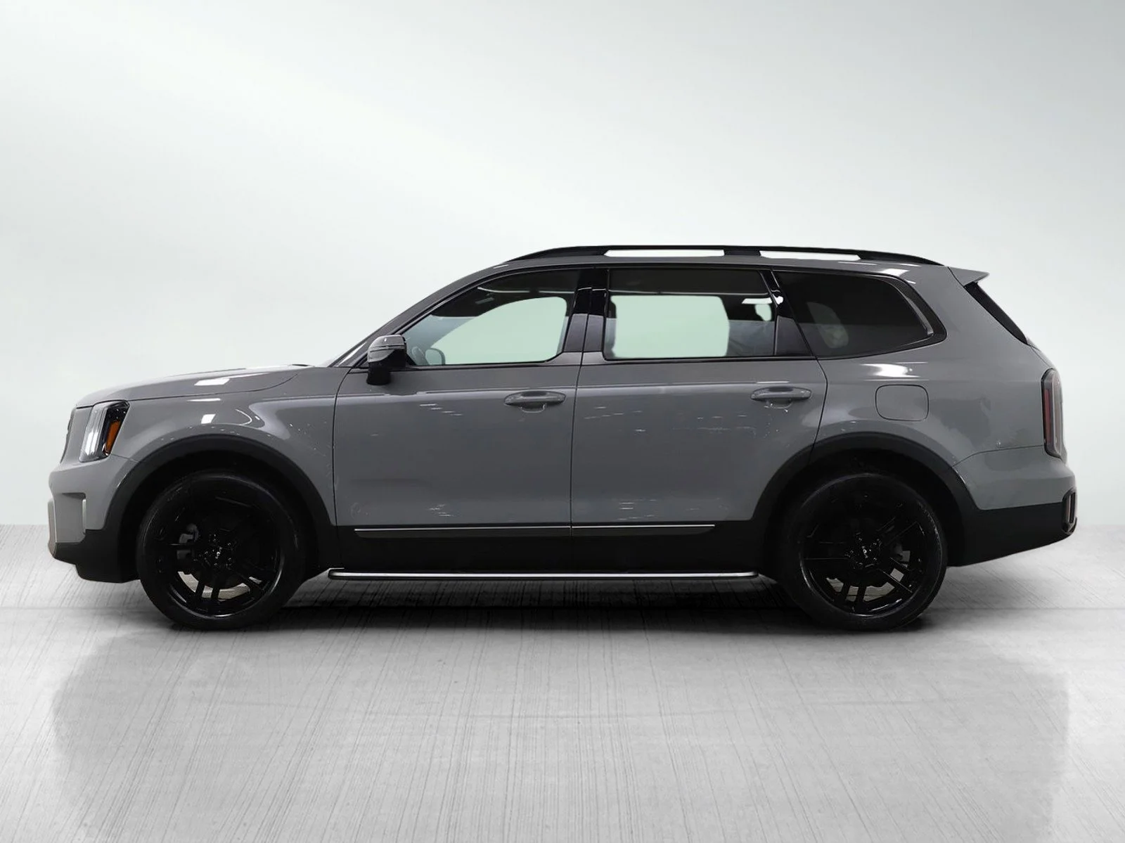 Used 2023 Kia Telluride SX Prestige X-Line with VIN 5XYP5DGC0PG382655 for sale in Hopkins, Minnesota