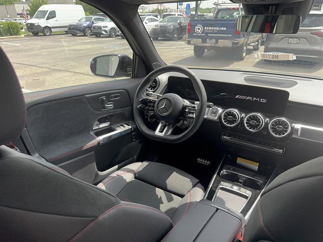 New 2026 MANUFAKTUR Alpine Grey Mercedes-Benz AMG® GLB 35 image 27