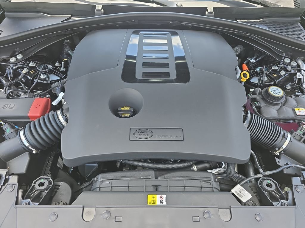 New 2026 Santorini Black LAND ROVER  image 31
