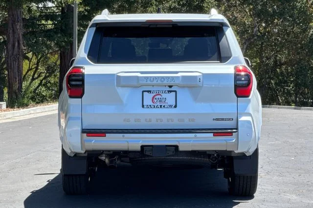 New 2026 Wind Chill Pearl <sup>1</sup> Toyota 4Runner Limited image 5