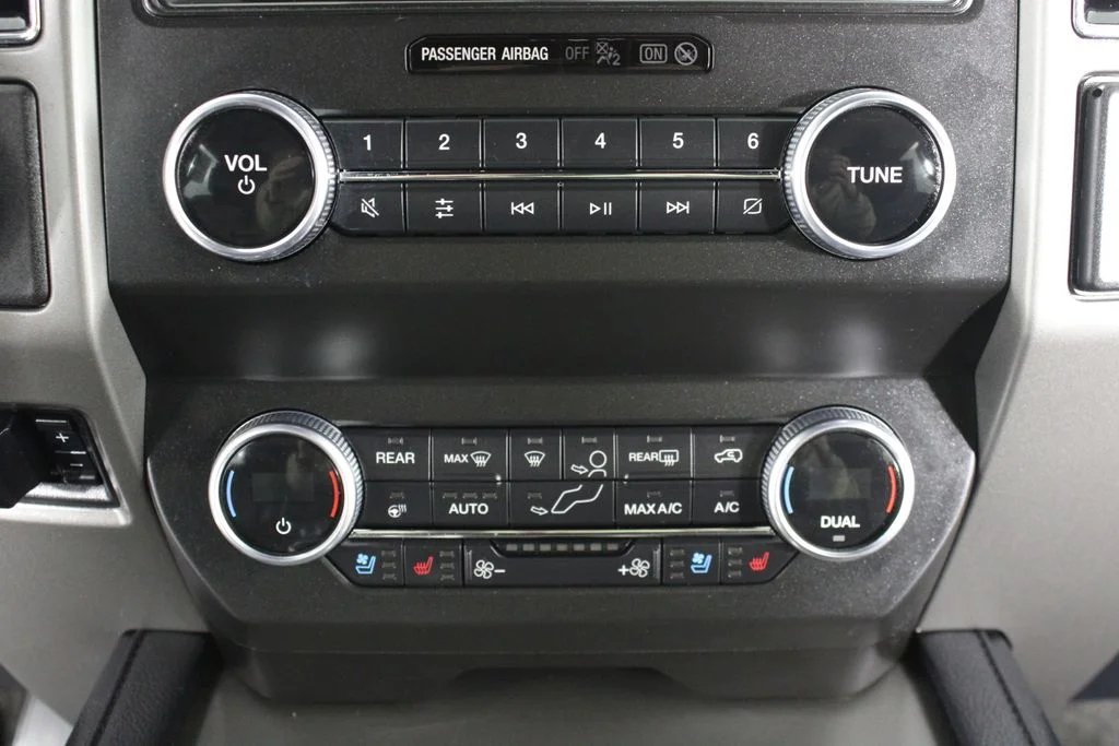Used 2021 White Ford XLT image 30