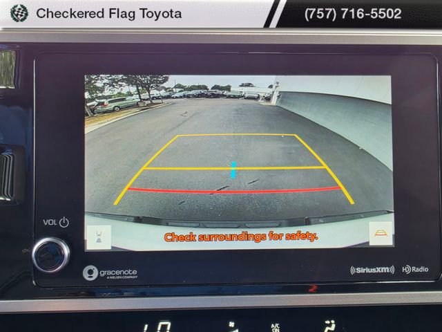 Used 2022 White Toyota SR5 image 32