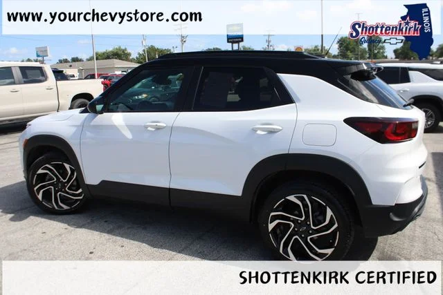 Used 2024 White Chevrolet RS image 3