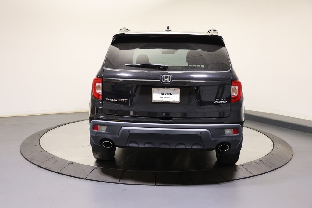 Used 2019 Crystal Black Pearl Honda Elite image 4