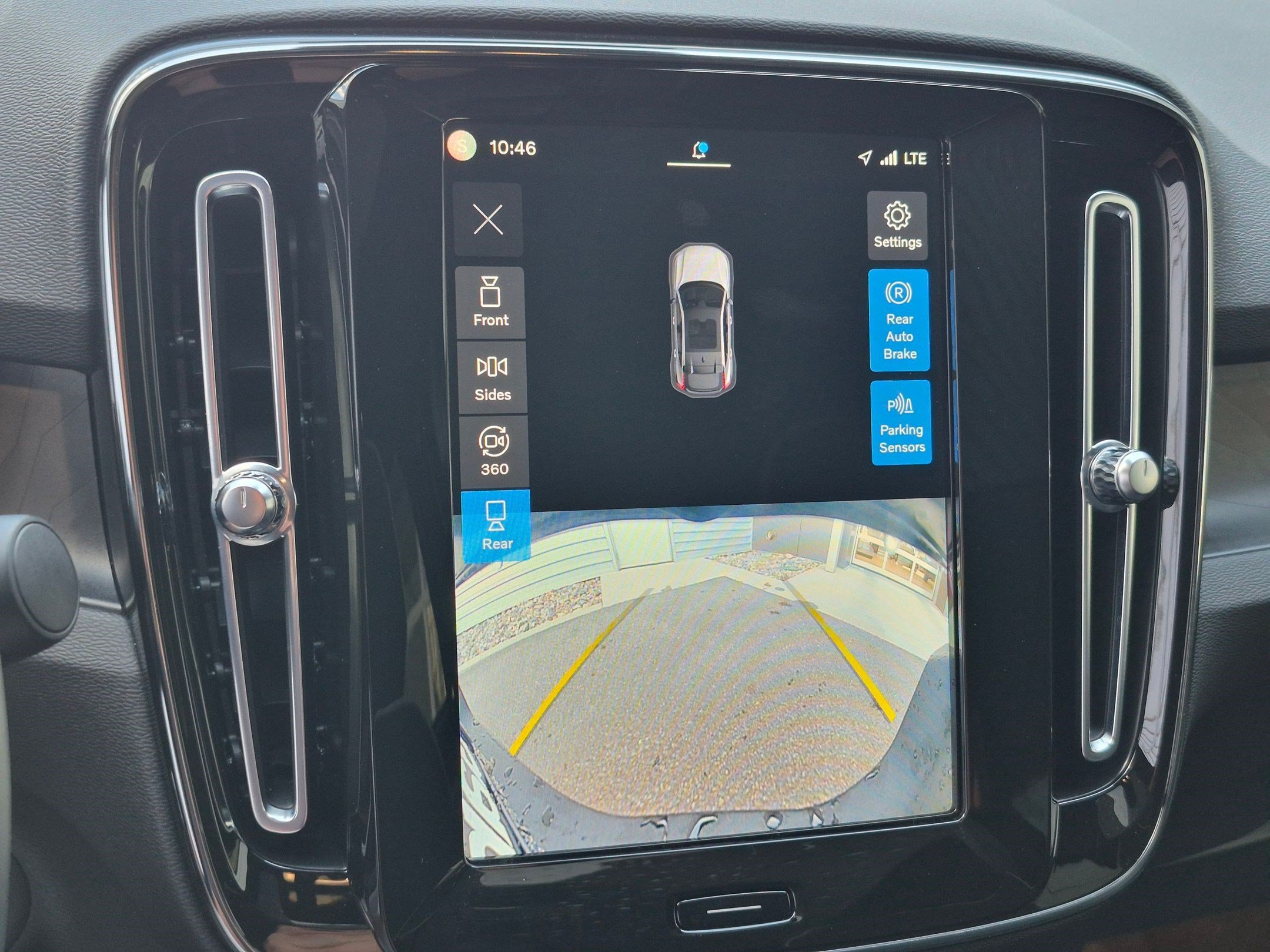 Certified Used 2023 Fjord Blue Volvo Ultimate image 22