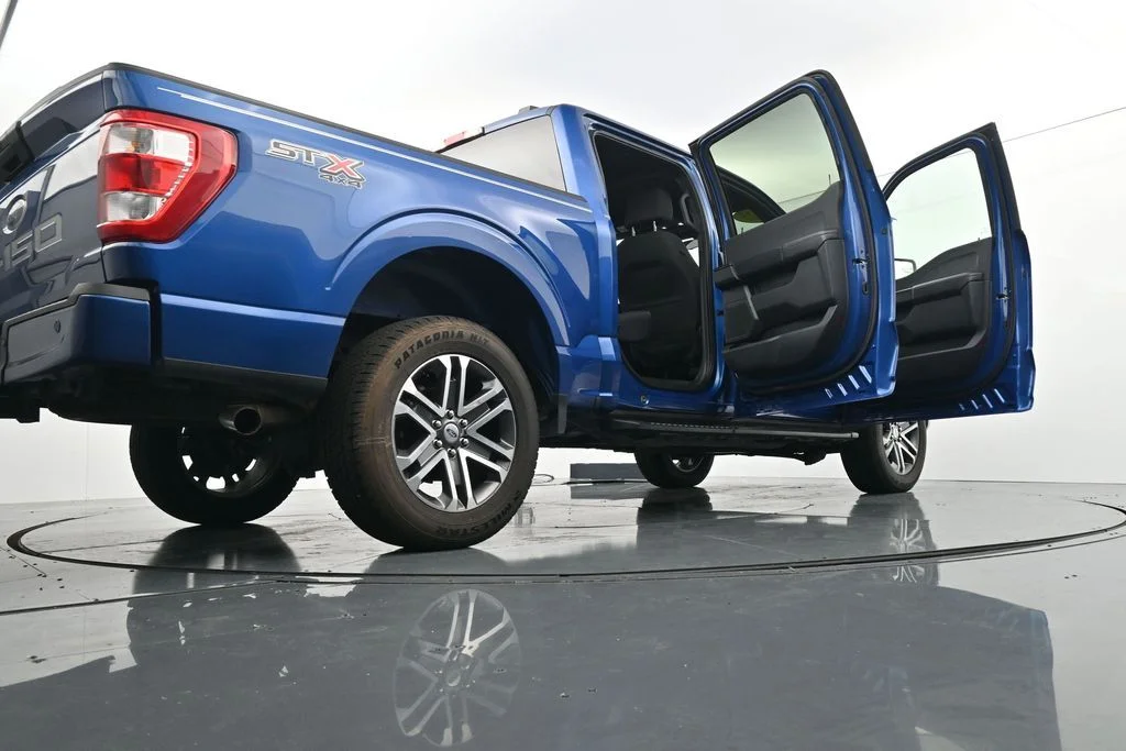 Used 2023 Blue Ford XL image 37