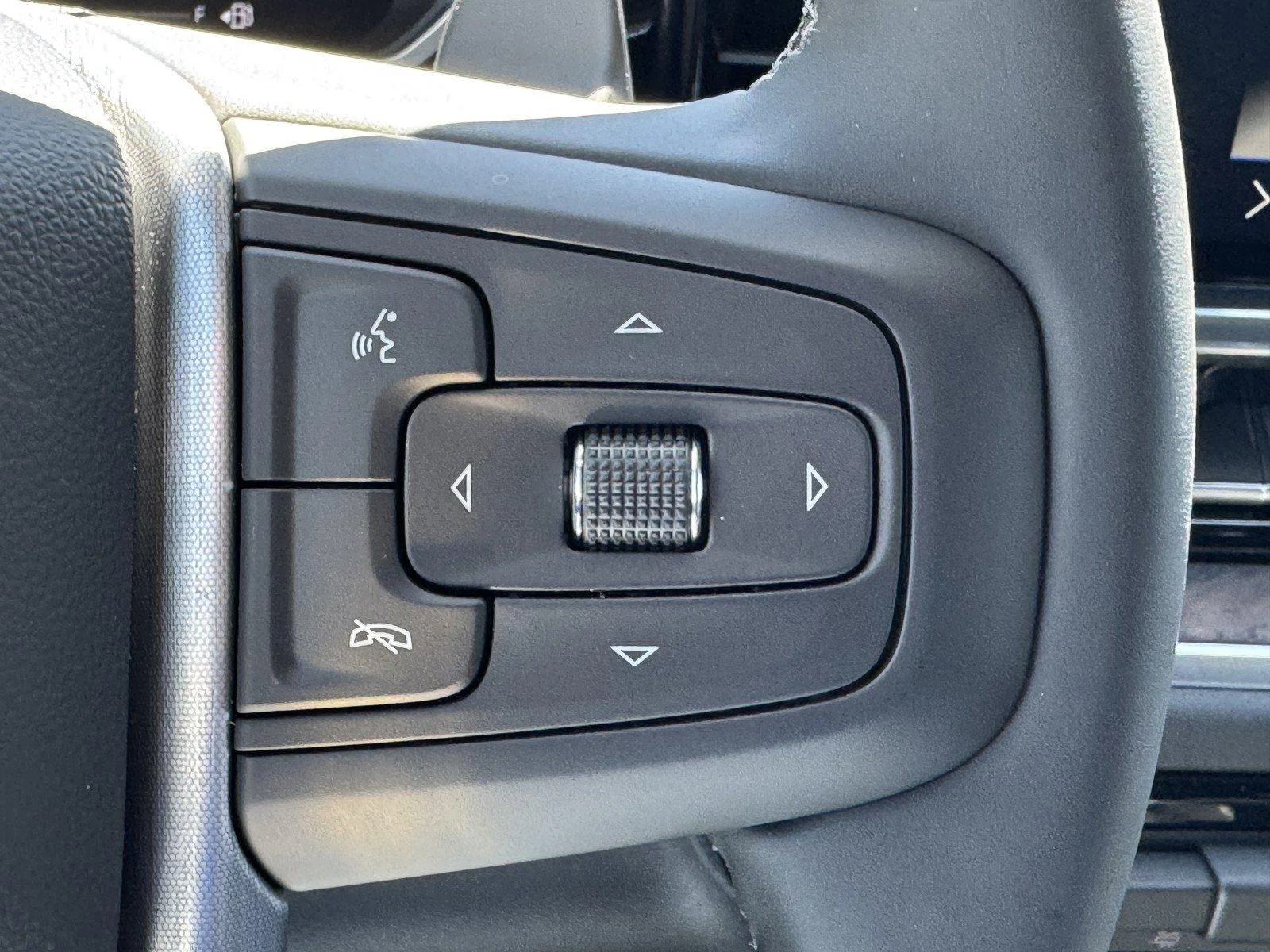 New 2026 Onyx Black GMC SLT image 19