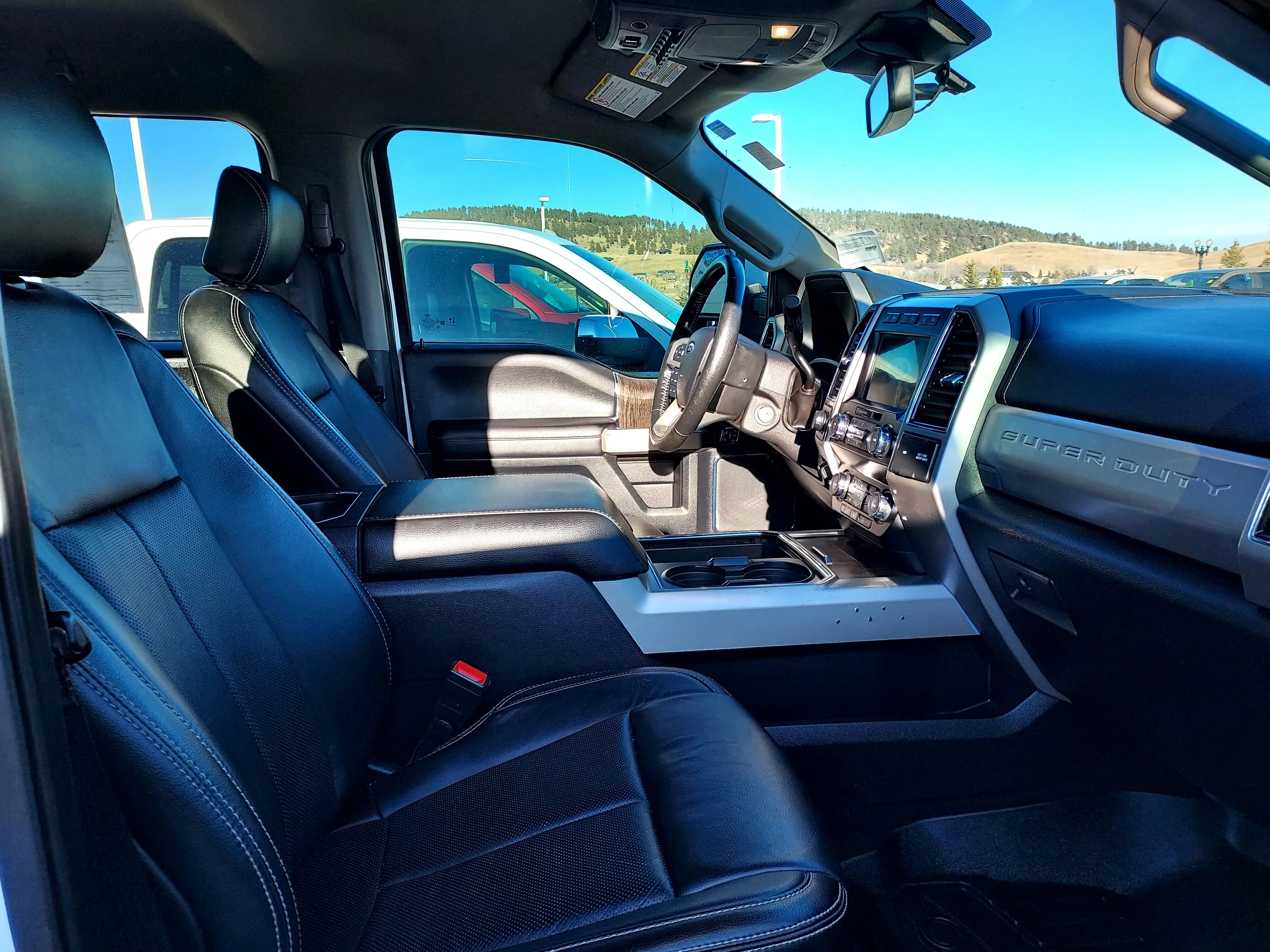 Used 2020 White Ford LARIAT image 25