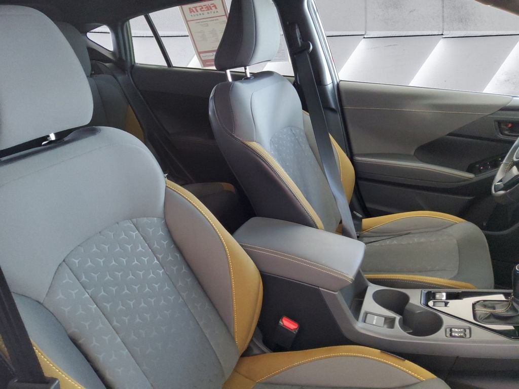 Used 2025 Green Subaru Sport image 14
