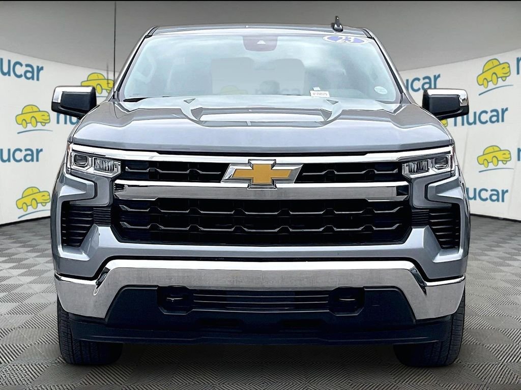 Used 2023 Gray Chevrolet LT image 2