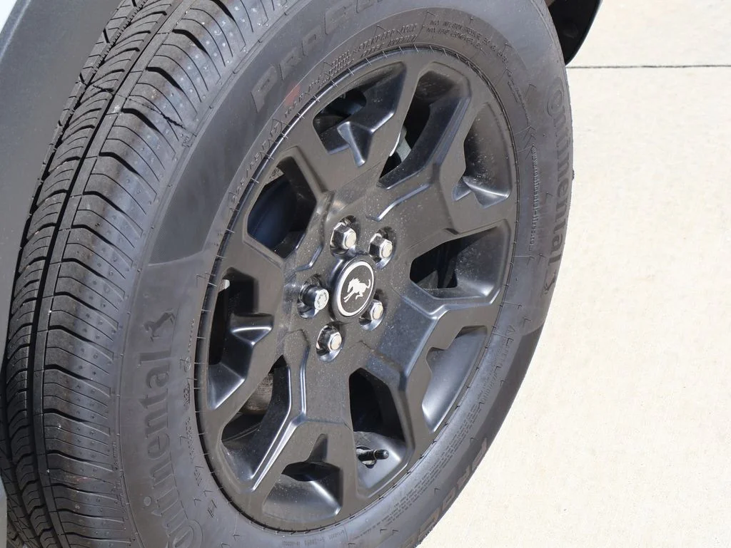 New 2026 Space White Metallic Ford Big Bend® image 40