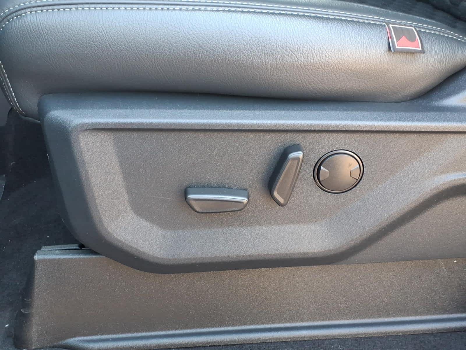 New 2026 Agate Black Metallic Ford LARIAT image 10