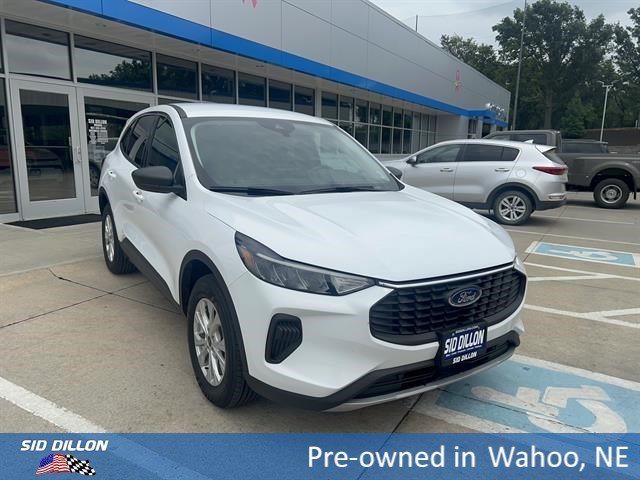Used 2023 White Ford Active image 7