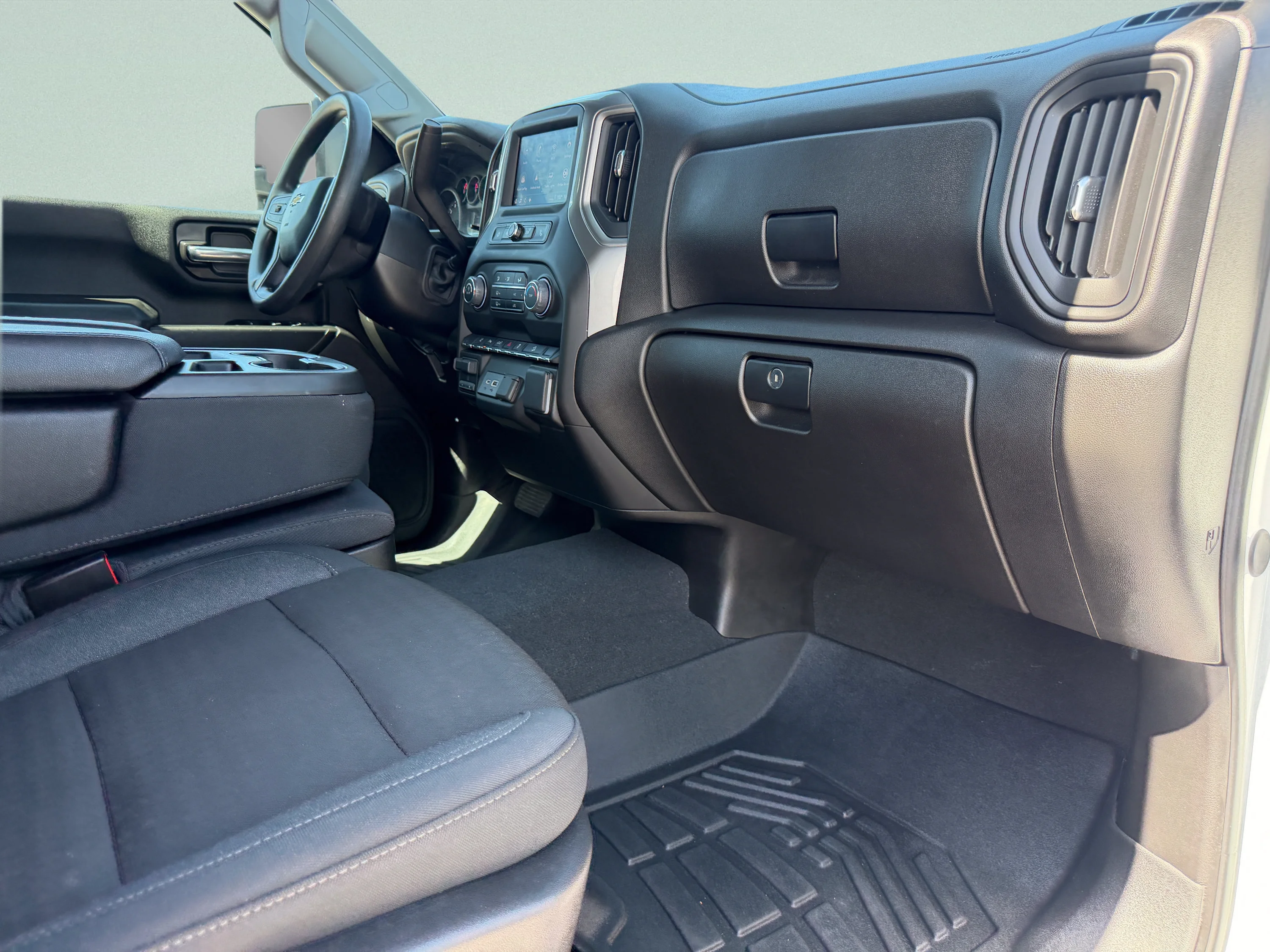 Used 2025 Summit White Chevrolet Custom image 17