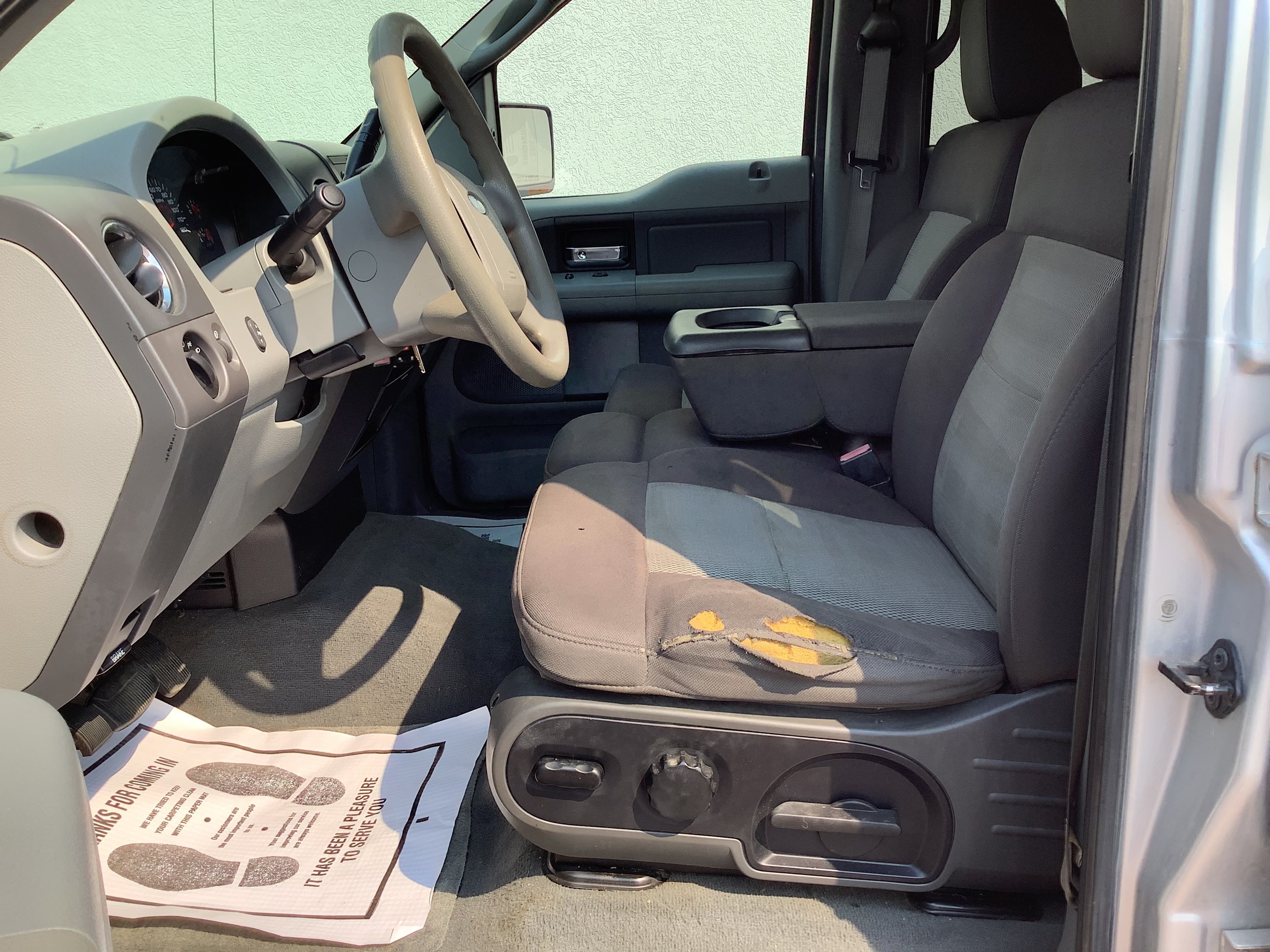 Used 2005 Silver Ford XLT image 10