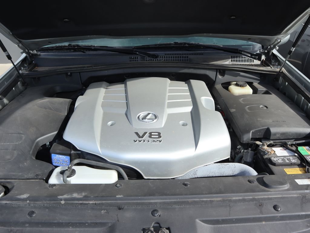 Used 2006 Titanium Metallic Lexus 470 image 12