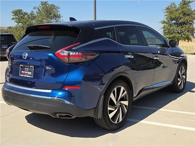 Used 2022 Deep Blue Pearl Nissan SL image 3