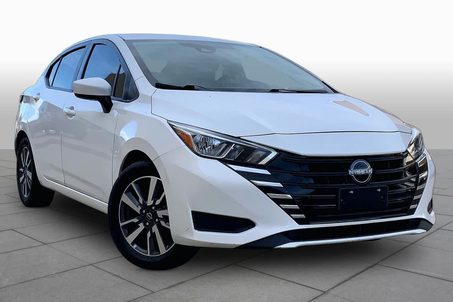 Used 2024 Aspen White Tricoat Nissan SV image 3