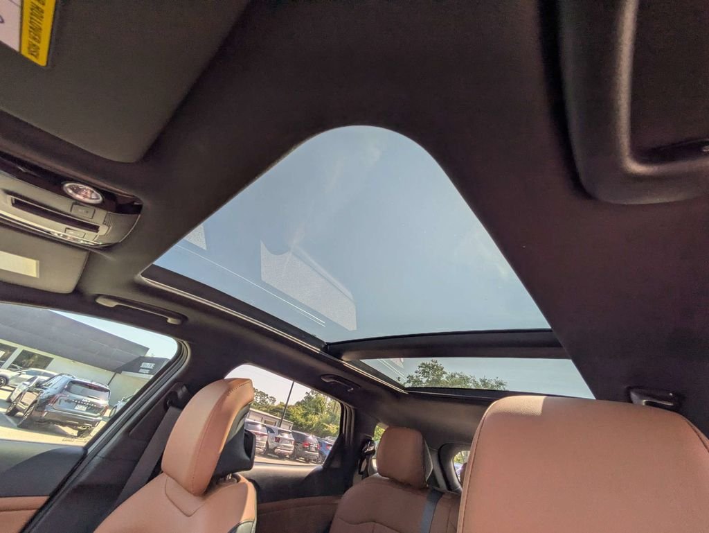 New 2026 Wolf Gray Kia X-Line image 23