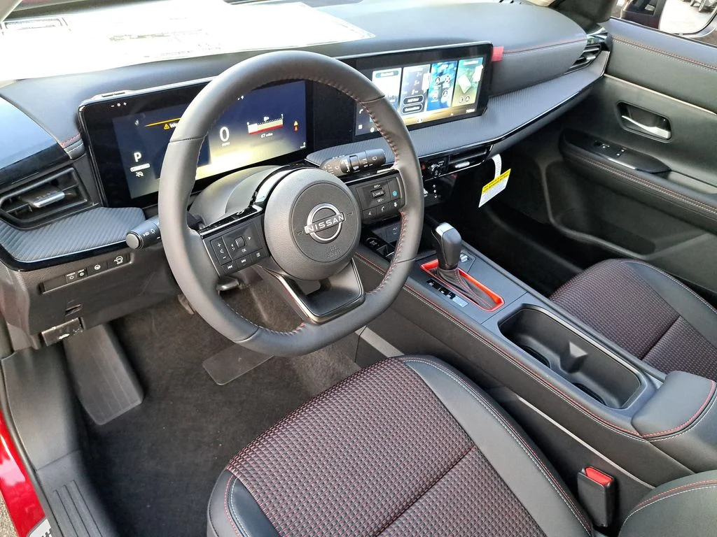 2026 Nissan KICKS SR - Photo 18