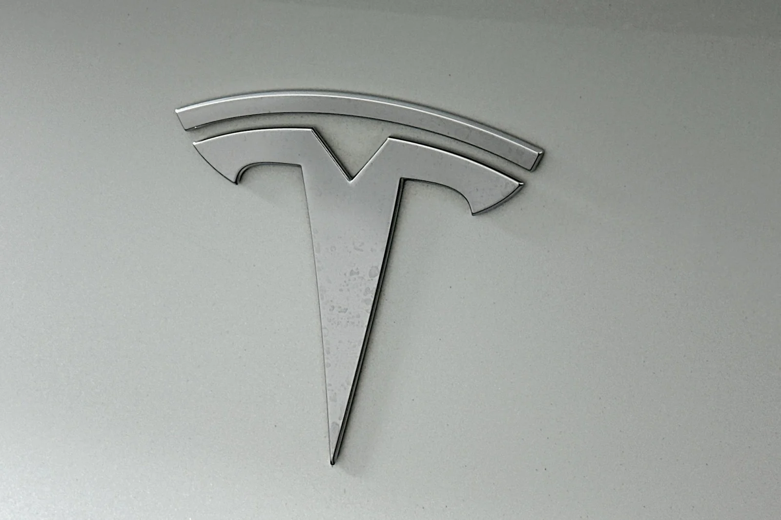 Used 2022 Pearl White Multi-Coat Tesla Long Range image 10