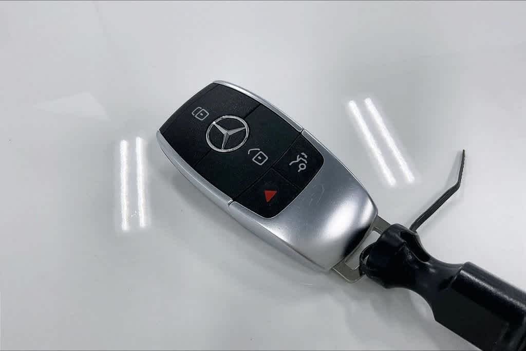 Certified Used 2026 Polar White Mercedes-Benz GLA 250 image 13