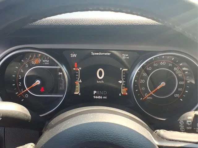 Used 2018  Jeep Sport S image 11