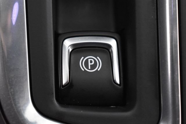 Used 2020 Silver Chevrolet LT image 29