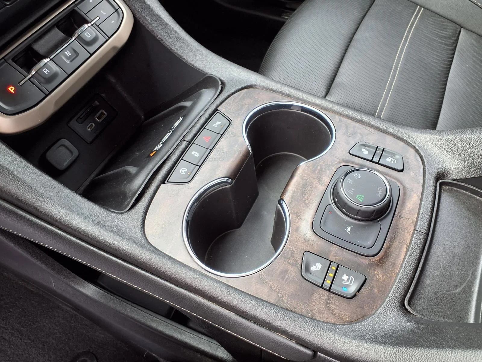 Used 2023 Volcanic Red Tintcoat GMC Denali image 6
