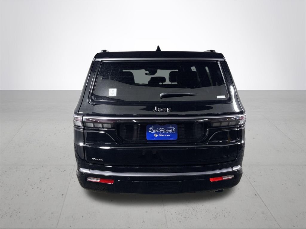 New 2026 High Gloss Black Exterior Paint Jeep Limited Reserve image 7