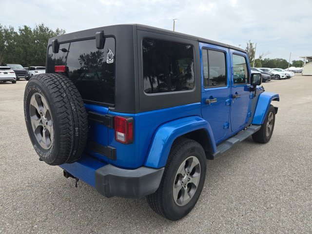 Used 2016 Hydro Blue Pearlcoat Jeep Sahara image 5
