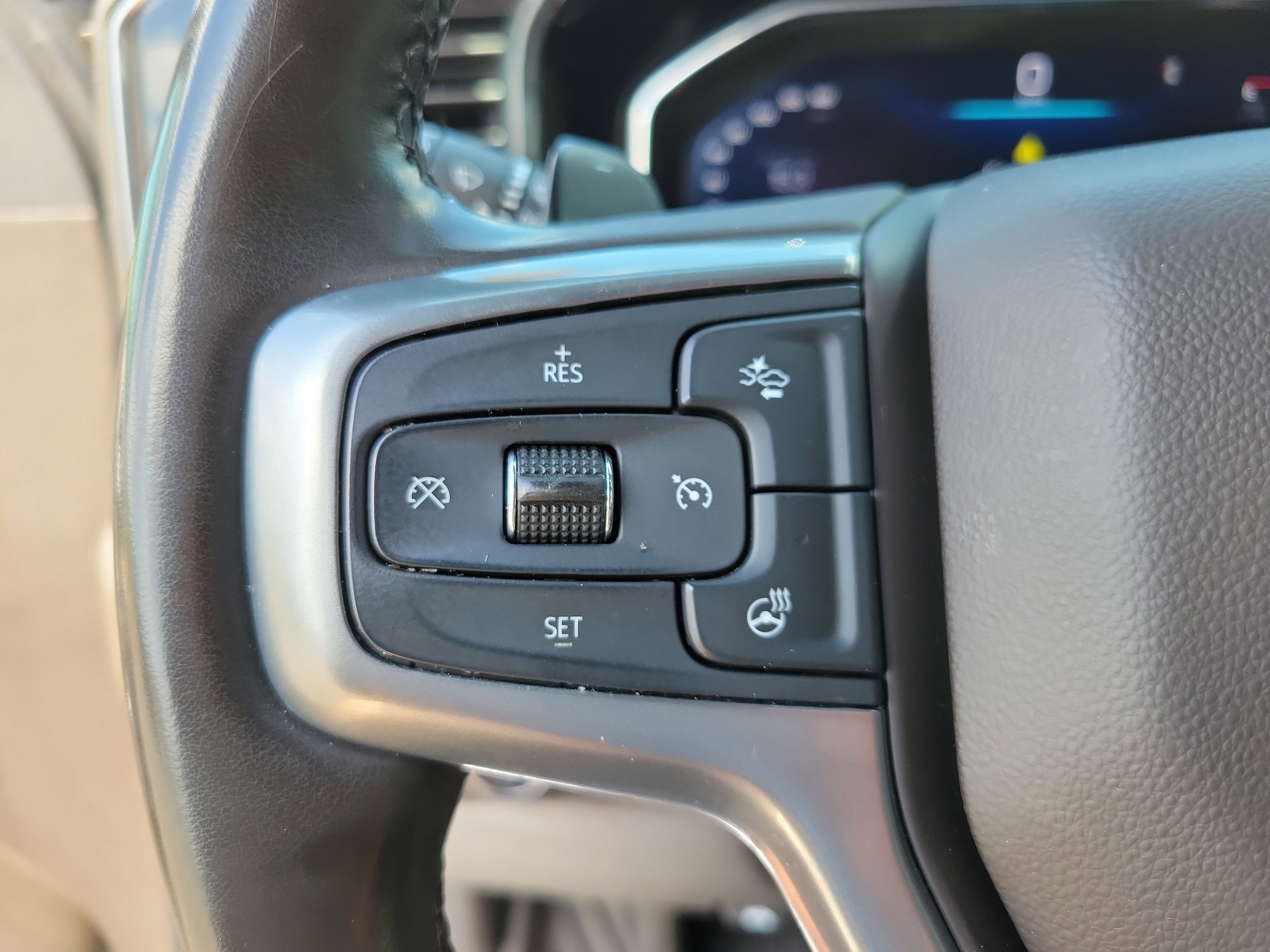 2024 Chevrolet Silverado 1500 LTZ - Photo 20