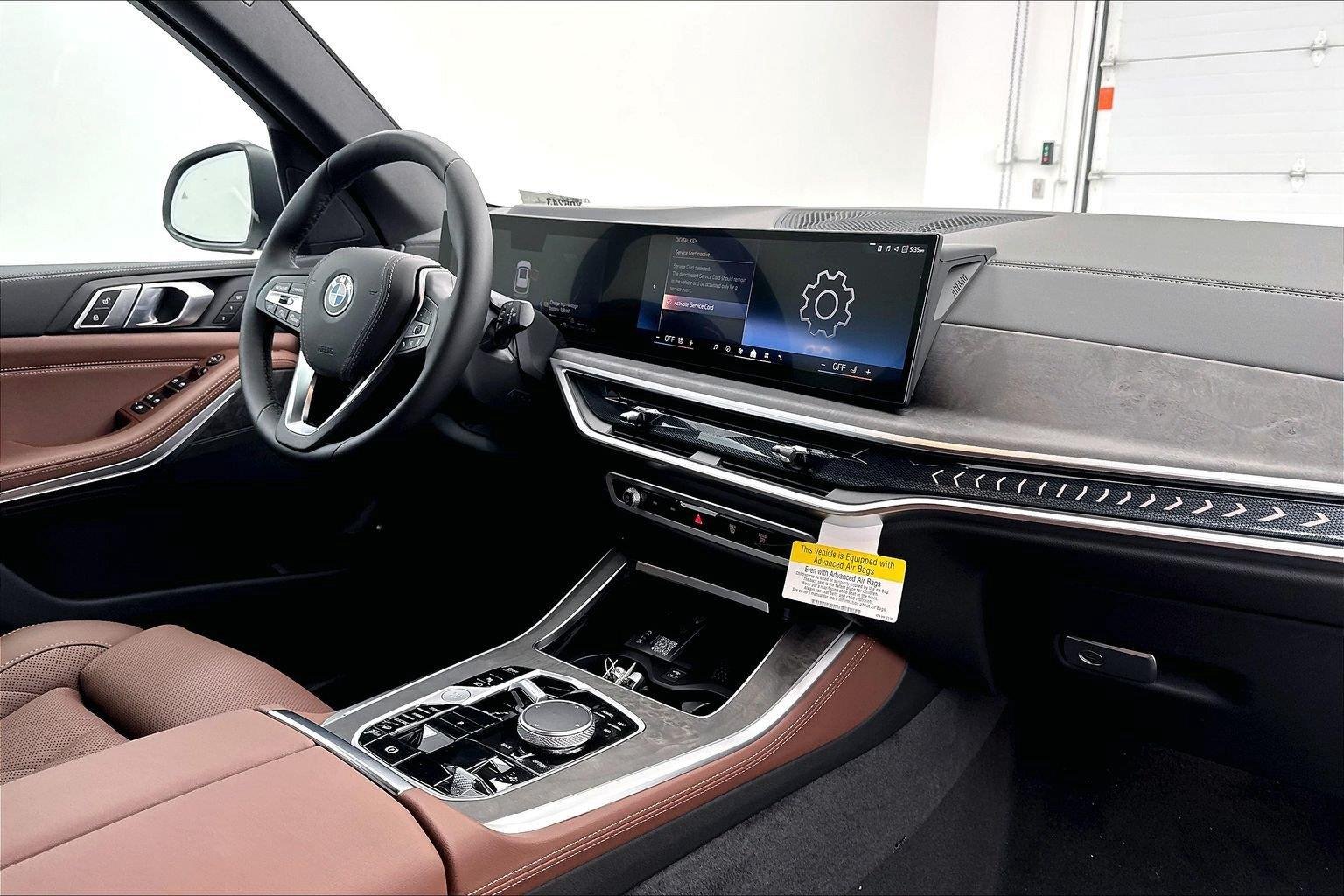 New 2026 Alpine White BMW xDrive50e image 33
