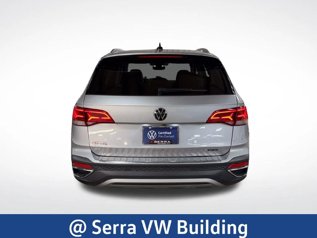 Used 2023 Silver Volkswagen 1.5T SE image 4