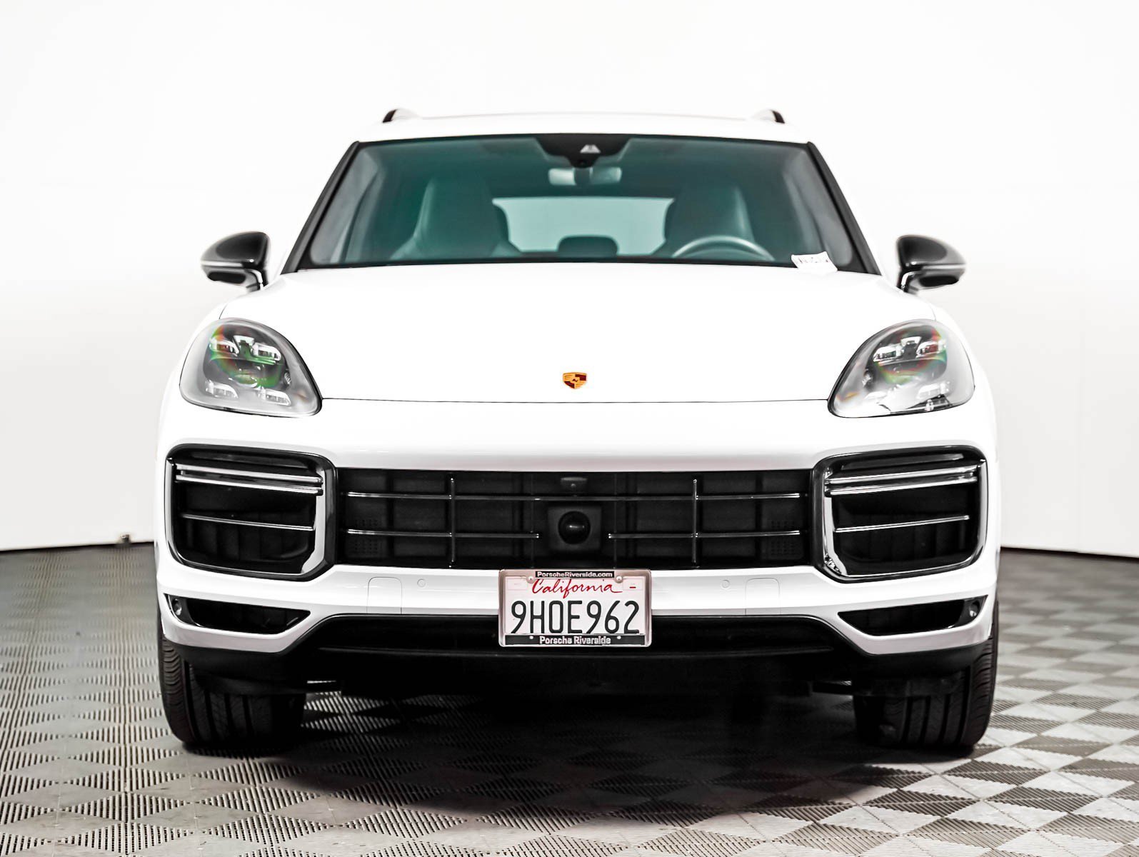 Certified Used 2023 CARRARA WHITE Porsche Turbo image 7