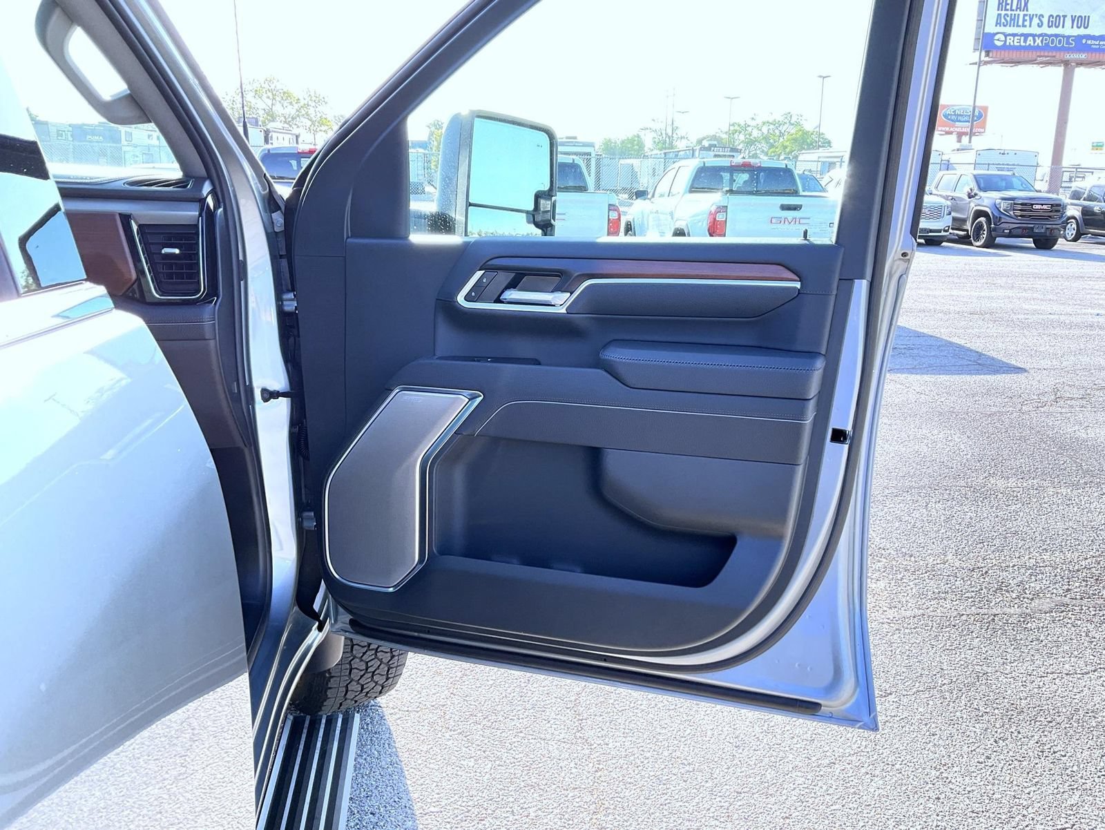 2026 GMC Sierra 2500HD Denali - Photo 16