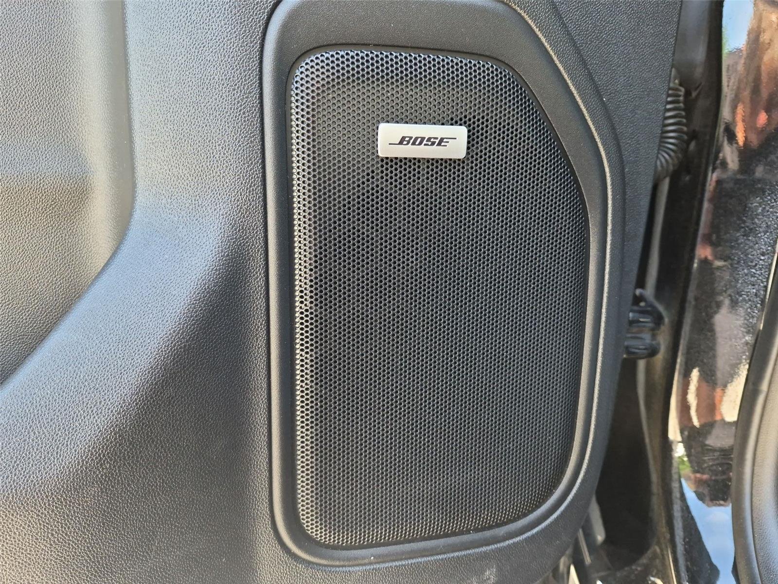 Used 2021 Ebony Twilight Metallic GMC Denali image 17